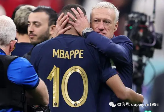 关于巴西队宣布换帅,引起球迷热议的信息 关于巴西队宣布换帅,引起球迷热议的信息