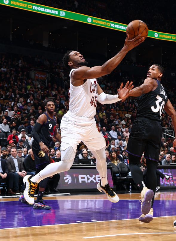 篮网主场大胜骑士,实现反弹 篮网主场大胜骑士,实现反弹