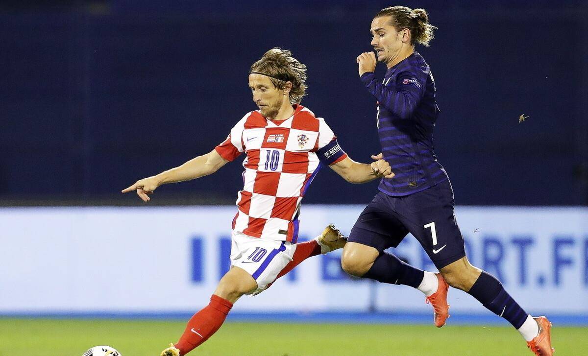 克罗地亚队在客场比赛中尽展拼搏精神 克罗地亚队在客场比赛中尽展拼搏精神