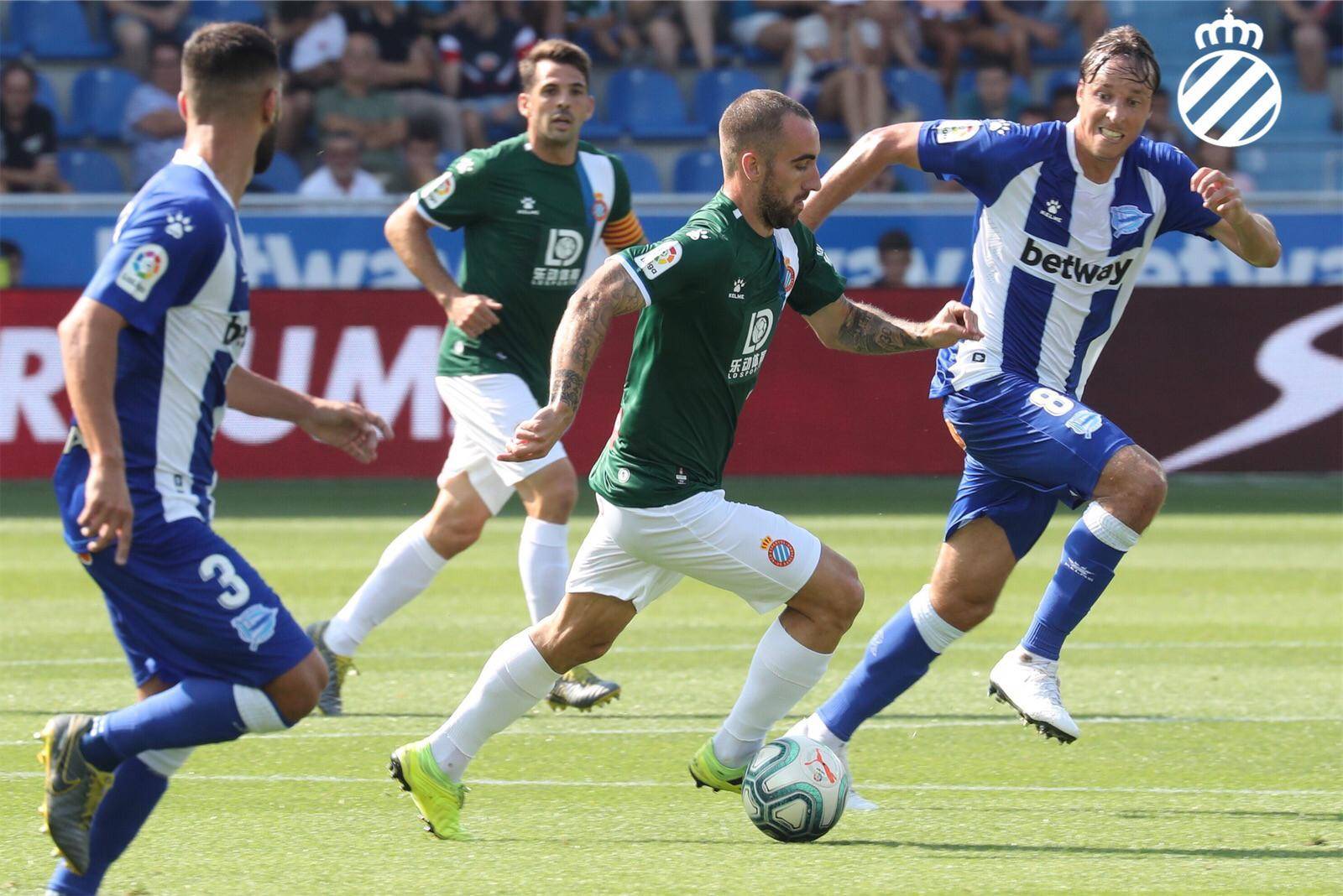 半岛体育官方-西甲球队参加国际杯赛，训练备战