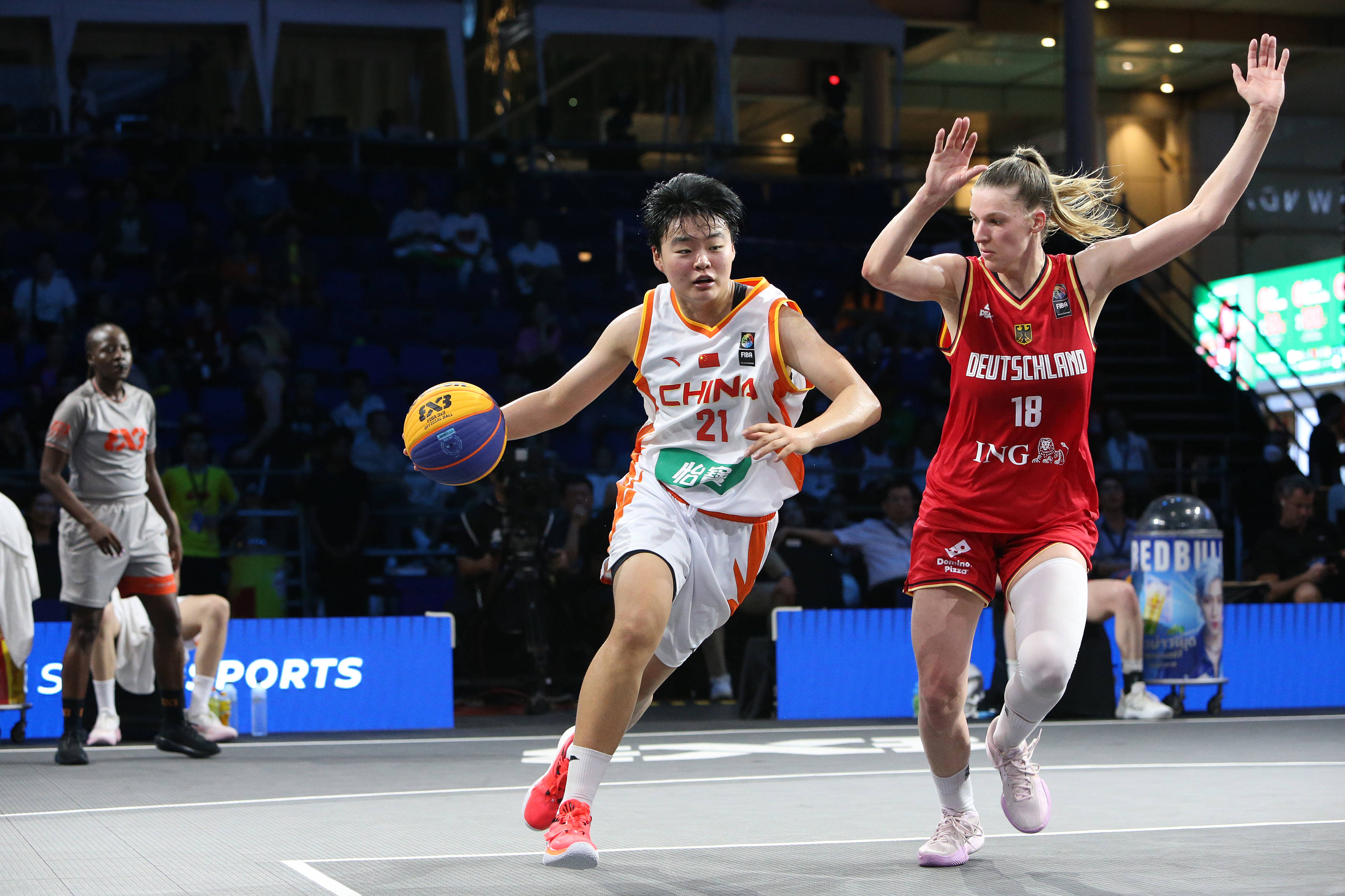 泰国女子篮球队创造历史,荣登榜首的简单介绍 泰国女子篮球队创造历史,荣登榜首的简单介绍