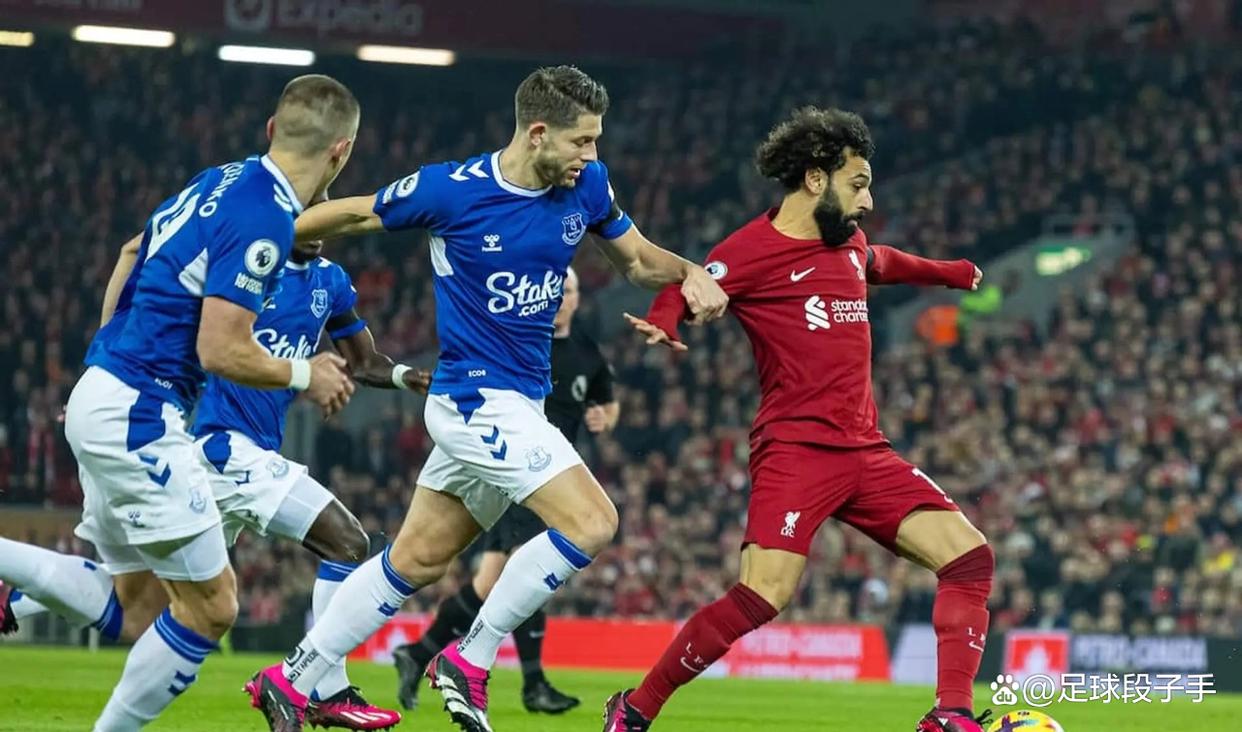 半岛体育网页版-德比战中后卫失误，导致球队丢掉胜利的简单介绍