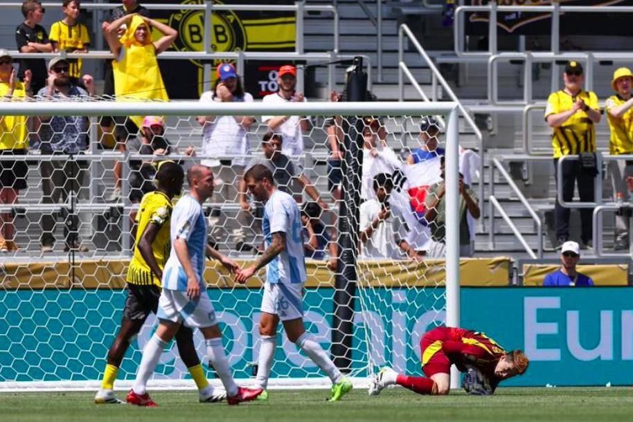 足球盛事：亚洲顶尖球队的交锋之地的简单介绍