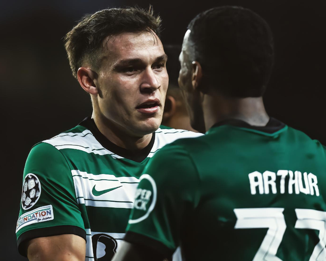 强队轻松碾压对手,实力尽显无疑 强队轻松碾压对手,实力尽显无疑