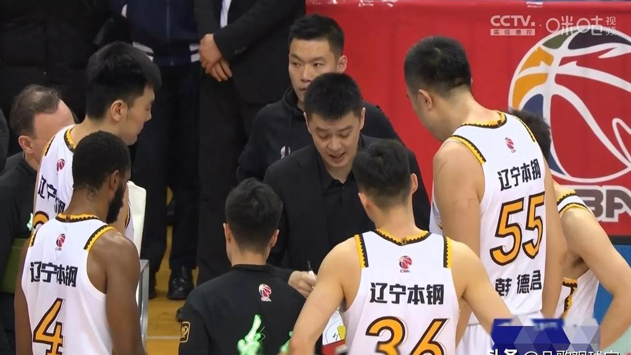 广厦男篮险胜吉林队,保持不败 广厦男篮险胜吉林队,保持不败