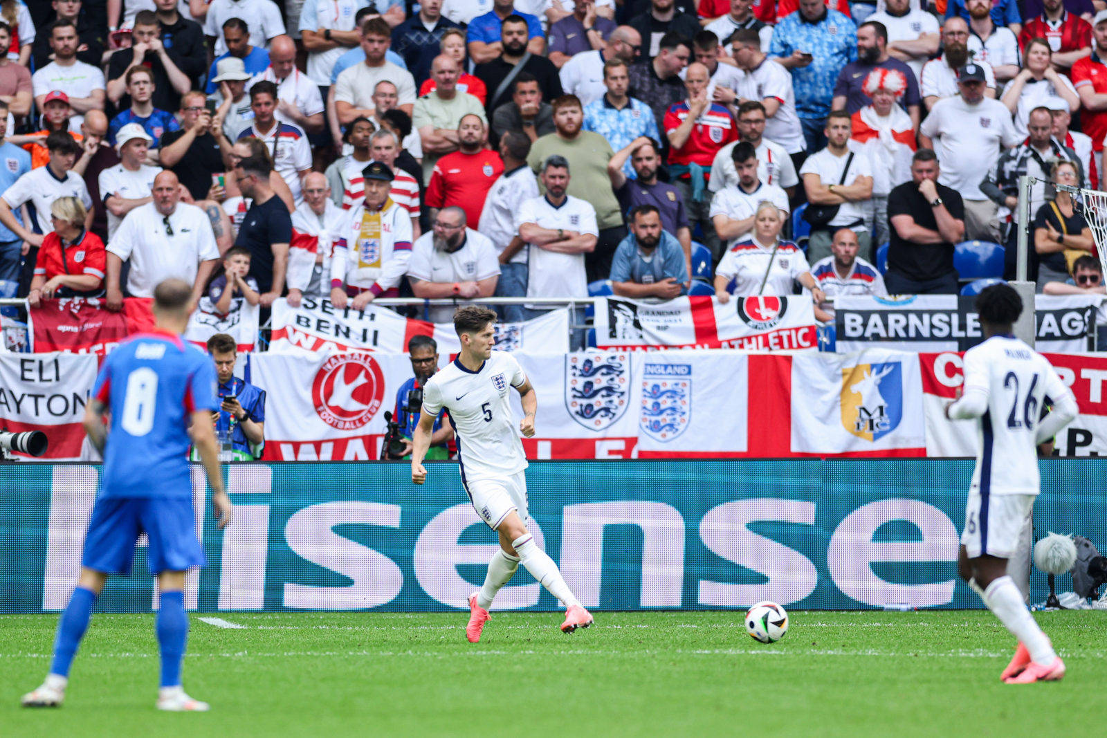 关于波兰胜英格兰,提前晋级欧洲杯附加赛的信息 关于波兰胜英格兰,提前晋级欧洲杯附加赛的信息