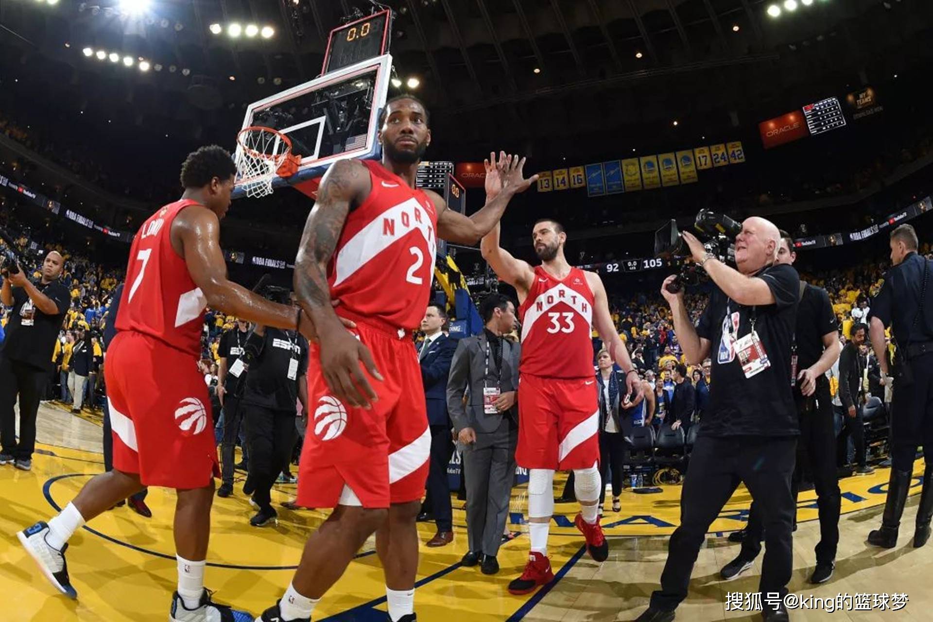 半岛体育平台-猛龙队内部交流曝光，球员心态受挫的简单介绍