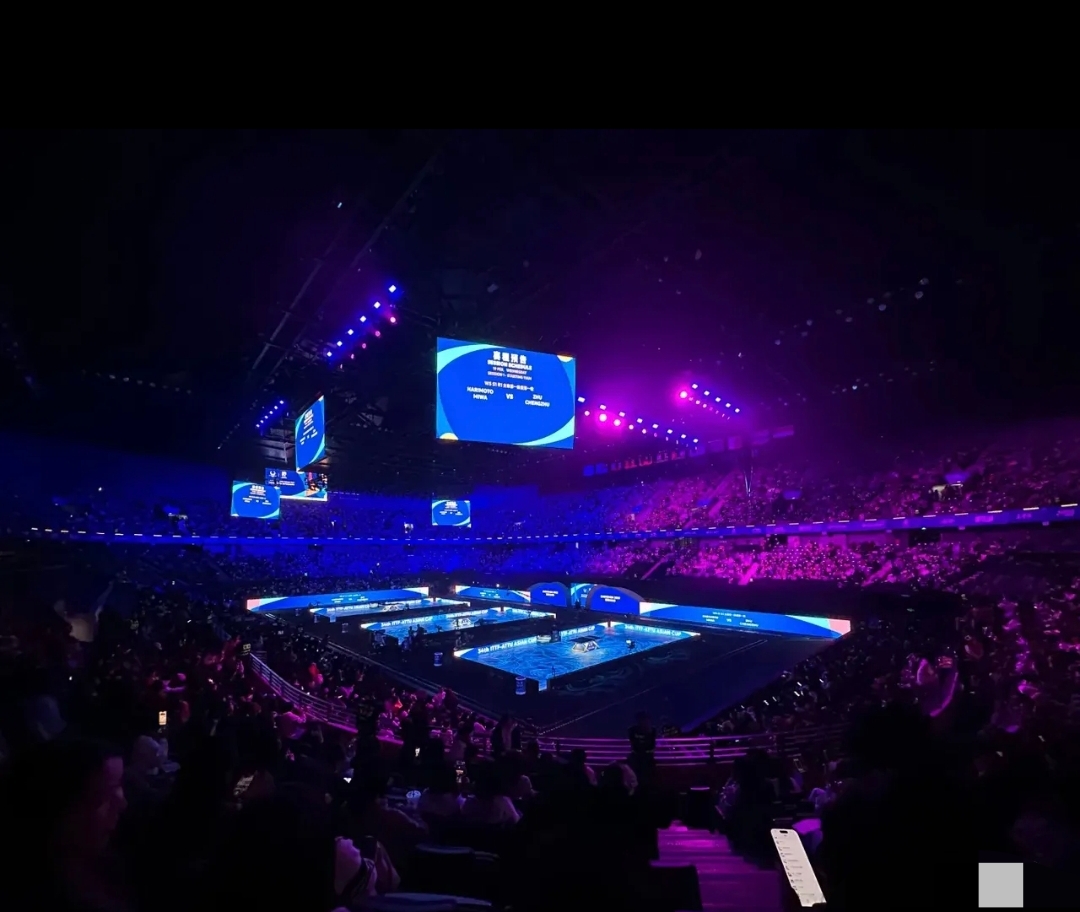 比赛现场火爆,场面感人至深 比赛现场火爆,场面感人至深