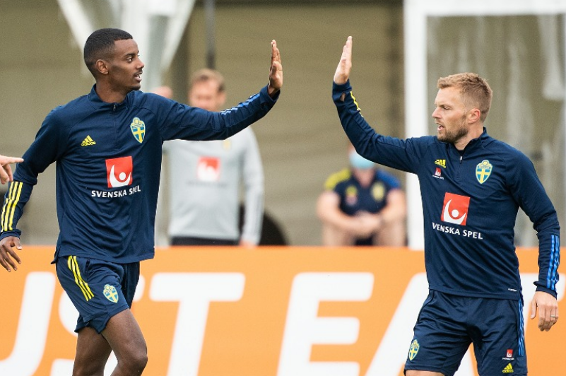 对手固若金汤,球队反客为主夺冠的简单介绍 对手固若金汤,球队反客为主夺冠的简单介绍