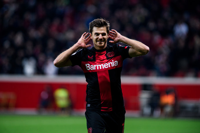 半岛体育中国官网-帕德博恩客场战平不来梅，保持不败纪录的简单介绍